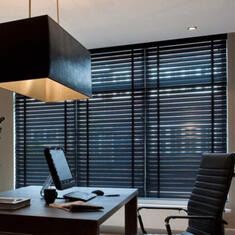 Деревянные жалюзи для кабинета цена. Купить в «Мастерская Жалюзи»